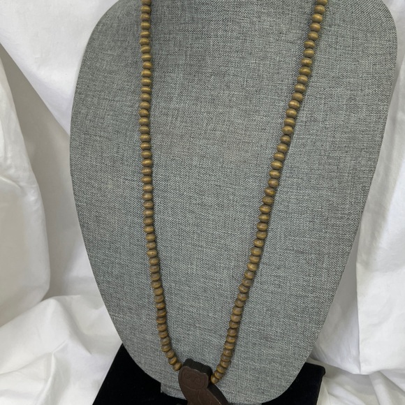 BRAND NEW OVOXO
GOODWOOD YMCMB TYGA NECKLACE PENDANT
DRAKE SUPREME…. COLLECTABLE - Picture 6 of 10